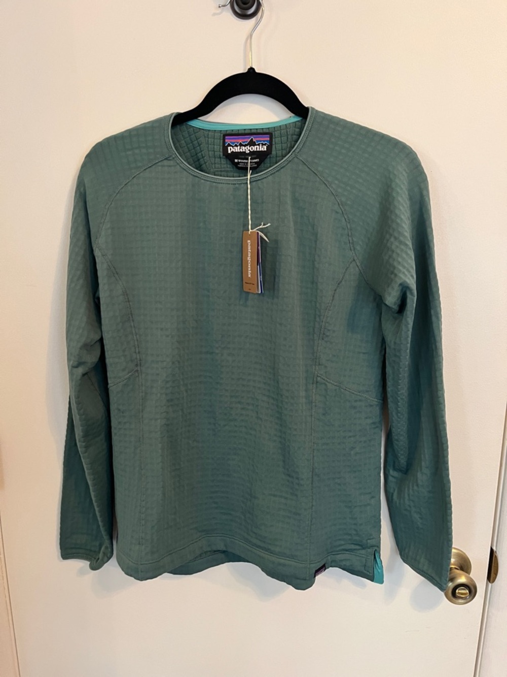 Patagonia Women’s Teal Waffle-Knit Crewneck Sweatshirti